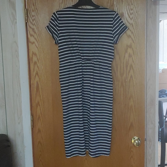 Striped dress - Picture 7 of 8